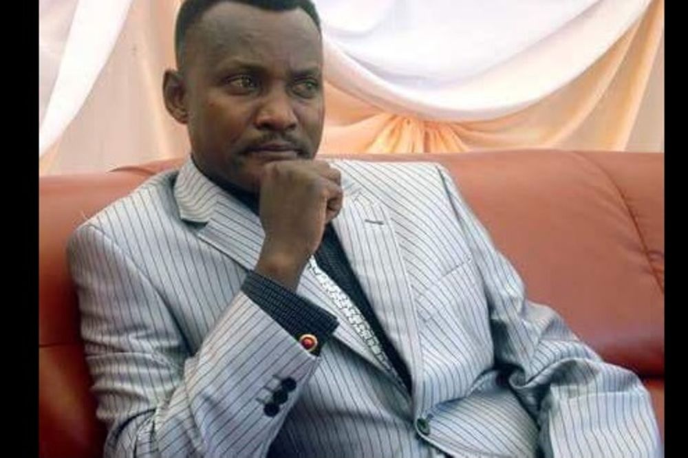 (FOTO) GAĐALI GA RAKETAMA: General Burundija ubijen na ulici