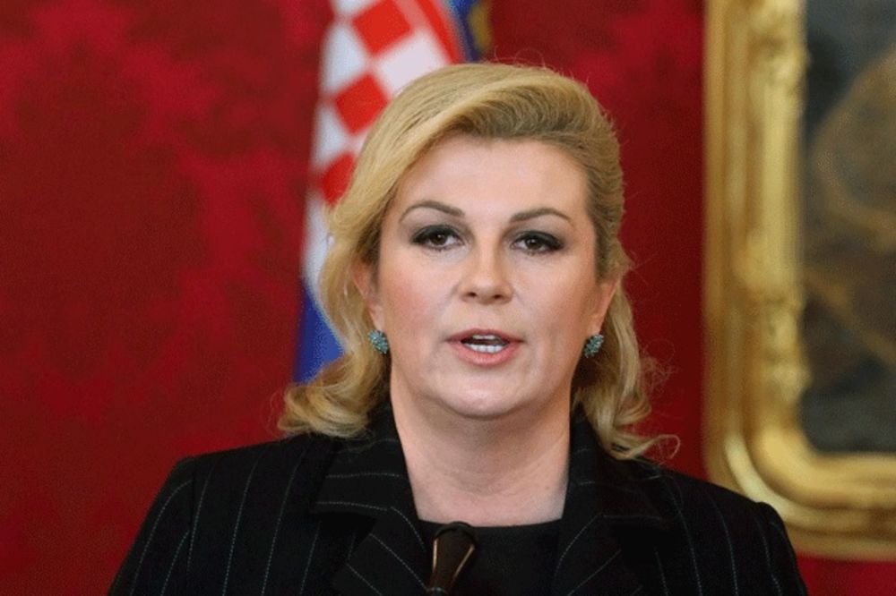 (FOTO) VIDOVITA KOLINDA: Predsednica Hrvatske pogodila koliko će golova Srbija da postigne u finalu