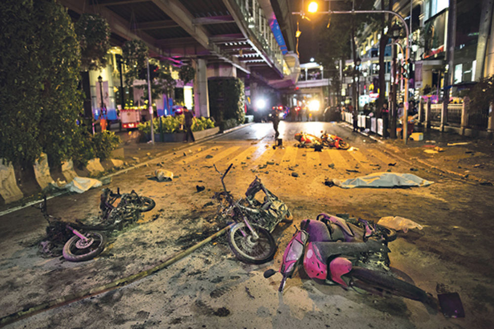 NOVINARKA KURIRA U BANGKOKU: Delovi raskomadanih tela svuda po ulicama