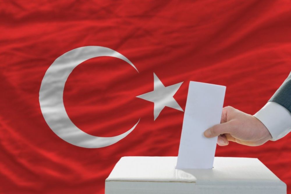 SLOVENCI ŠTAMPAJU GLASAČKE LISTIĆE ZA TURSKE IZBORE: Rade čak u 4 smene, ne mogu sve da postignu
