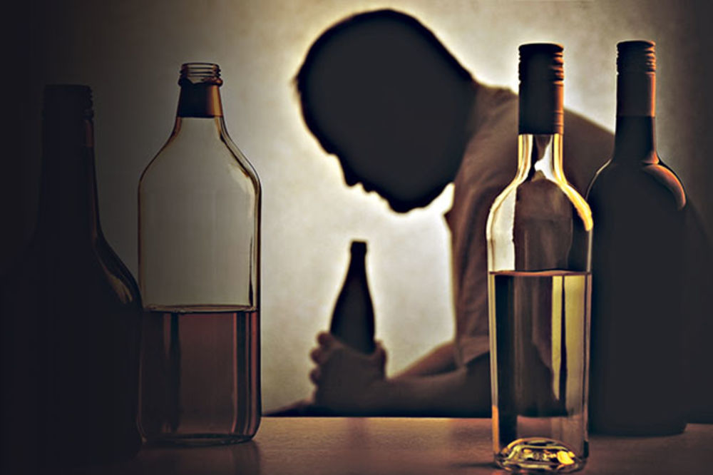ILEGALNA RAKIJA UBILA 12 LJUDI: Konzumirali piće pomešano sa metil-alkoholom