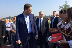(FOTO) OBNOVA POSLE POPLAVA: Vučić otvorio dva nova mosta