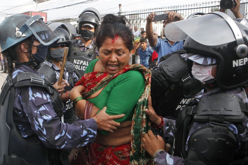 NEPALSKA MANJINA TRAŽI NEZAVISNOST: Policija ubila 5 demonstranata
