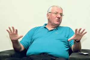 MRAČNA TAJNA: Da li je Vojislav Šešelj silovan u Zenici?