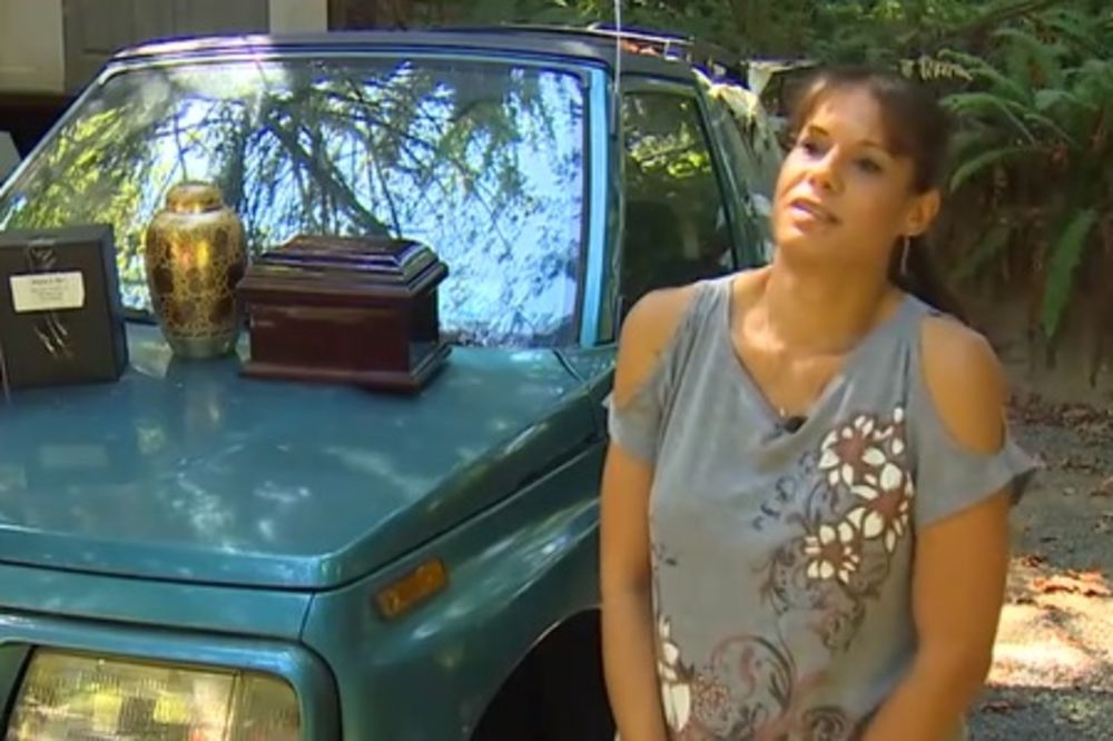 (VIDEO) Kupila je auto na licitaciji, ono što je našla u njemu ju je šokiralo!