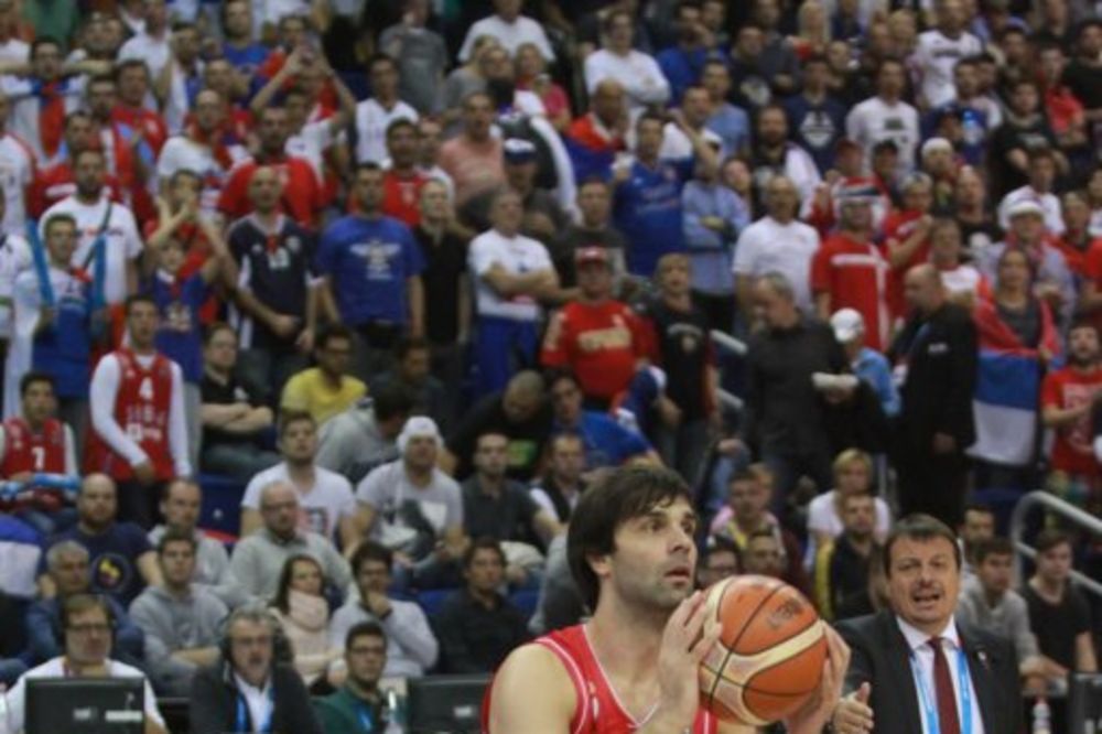 (VIDEO, FOTO) SRBIJA PREGAZILA TURSKU: Teodosić predvodio Orlove do četvrte pobede na Evrobasketu