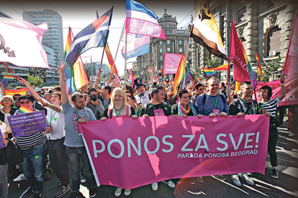 STEFANOVIĆ: Tokom Parade ponosa privedeno 54 osobe, među njima i Uroš Mišić