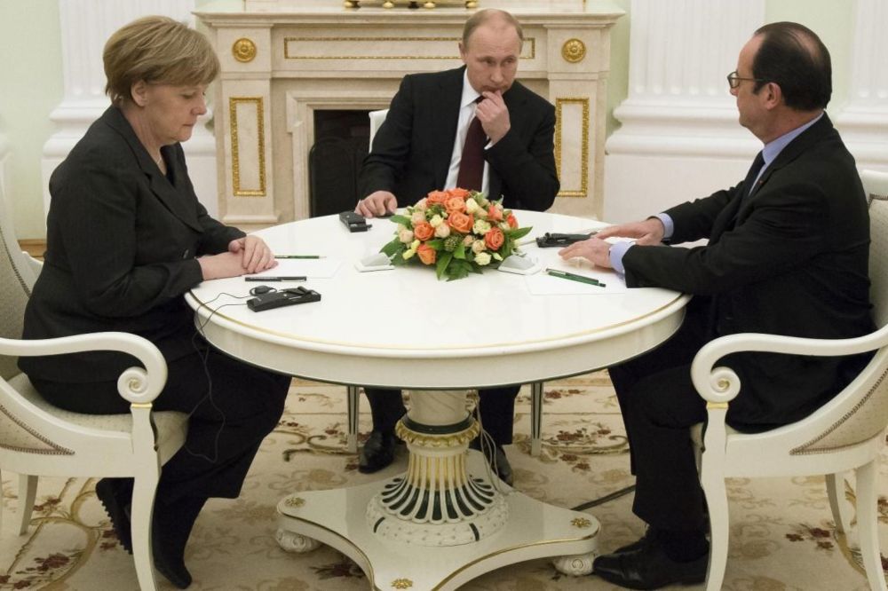 DOGOVOR O UKRAJINI: Putin, Oland i Merkelova dogovorili sastanak na marginama G20