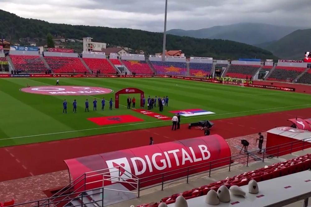 (VIDEO) BOŽE PRAVDE U ALBANIJI: Evo kako grmi himna Srbije u Elbasanu