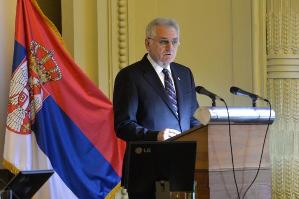 Nikolić: Tu sam samo da posavetujem, Vlada Srbije vodi pregovore sa EU