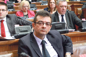 JANKO VESELINOVIĆ: Opozicija ima snagu, i ona mora da se udruži i porazi Vučića