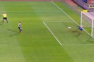 (VIDEO) PROKLETSTVO PARTIZANA SA PENALA: Živković nastavio crnu seriju sa bele tačke