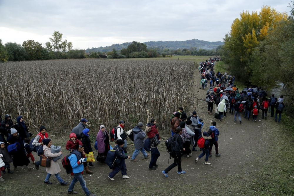 NE ZNAJU NI GDE BI IH SMESTILI: Evropa bi da u Hrvatsku vrati 3.500 migranata