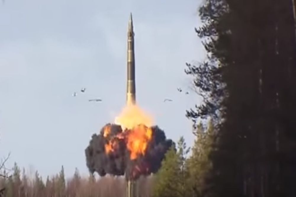 (VIDEO) RUSI ISPROBAVALI KRSTAREĆE RAKETE: Vojska pucala sa zemlje, mora i vazduha