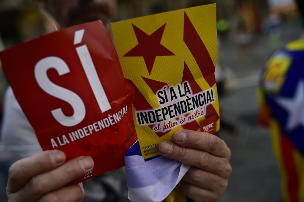 SA ILI BEZ SAGLASNOSTI ŠPANSKE VLADE: Referendum o nezavisnosti Katalonije biće narednog septembra