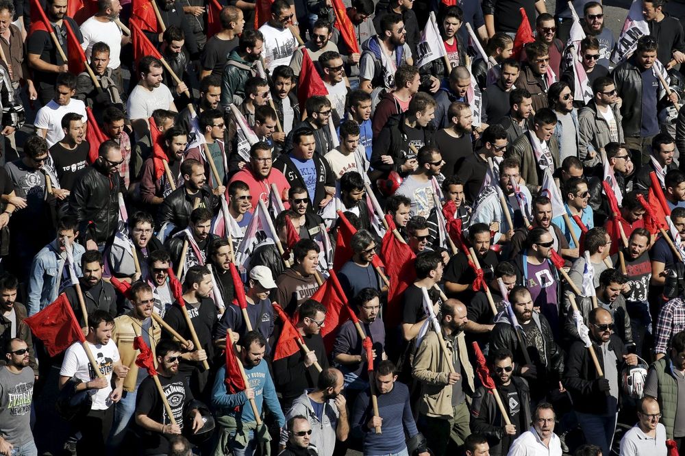 KOMUNISTI PROTIV CIPRASA: Veliki protest u Atini zbog reformi penzionog sistema
