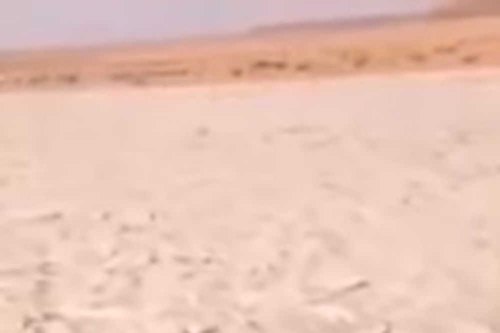(VIDEO) PRAVO ČUDO: Usred pustinje potekla je prava reka...peska!