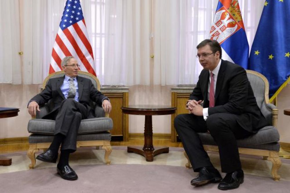 VUČIĆ SA KIRBIJEM: Dolazak Kerija dodatni impuls bilateralnim odnosima SAD i Srbije