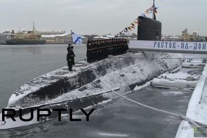 (VIDEO) GIGANT KREĆE NA ISLAMSKU DRŽAVU: Najveća ruska podmornica uplovila u Sredozemlje