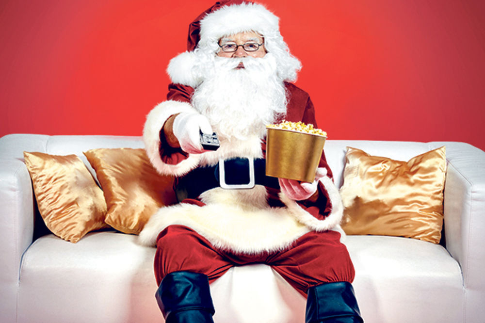 (FOTO) REKORDER IZ SRBIJE: Upoznajte najvišeg Deda Mraza sa dočeka 2016. godine