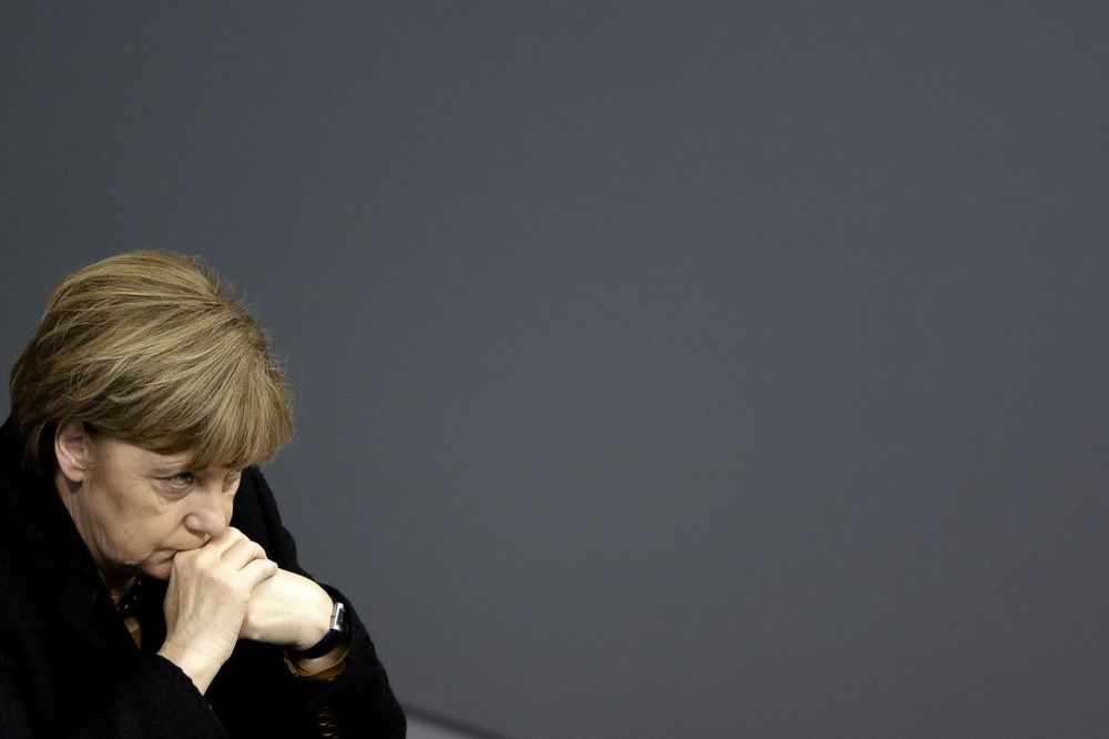 DOJČE VELE: Napadi u Kelnu su početak kraja Angele Merkel