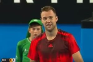 (VIDEO) DIVI MU SE CEO SVET: Američki teniser kopirao gest Novaka Đokovića