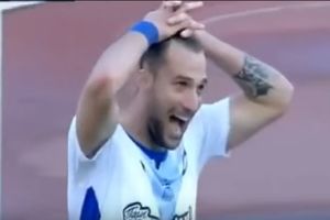 (VIDEO) PROMAŠAJ VEKA: Cela planeta se smeje fudbaleru Iraklisa!
