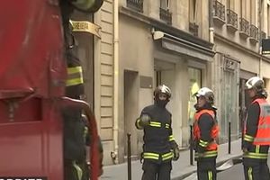 (VIDEO) GORI ČUVENI RIC U PARIZU: Vatru u hotelu gasi 15 vatrogasnih ekipa!