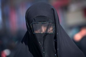 ŠVAJCARSKA NAPRAVILA PRVI KORAK: Predlog o zabrani burki prošao u donjem domu parlamenta