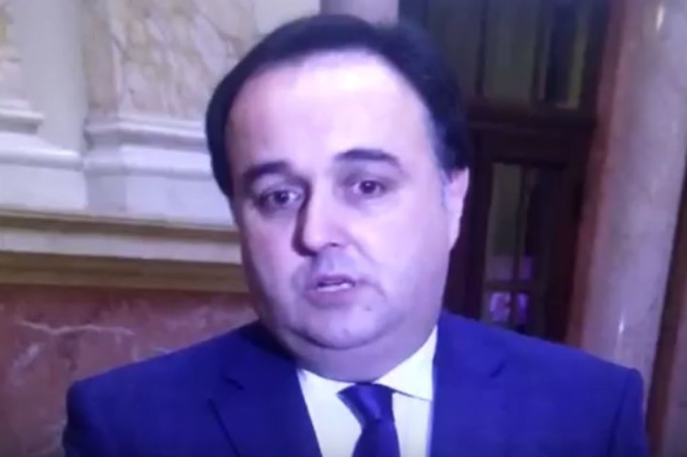 LAPSUS GODINE, ILI... Zoran Babić izjavio da je član Demokratske stranke! (VIDEO)