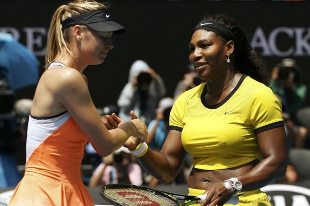 (FOTO, VIDEO) MAMILA UZDAHE: Serena pobedila Šarapovu, ali svi pričaju o njenoj providnoj majici!