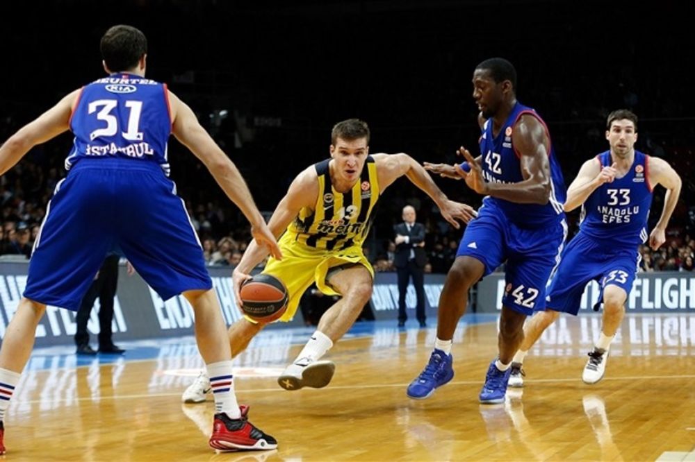 (VIDEO) ŽELJKO BOLJI OD DUDE: Bogdanović predvodio Fener do pobede nad Efesom u TOP 16