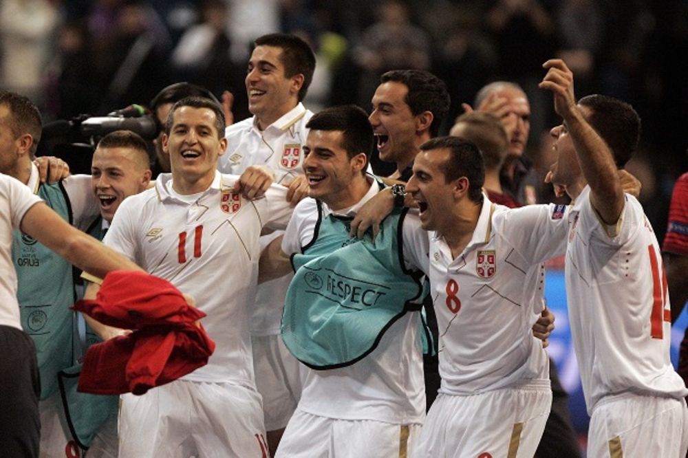 (VIDEO) BRAVO ORLOVI: Reprezentacija Srbije šokirala Portugal i u četvrtfinalu ide na Ukrajinu