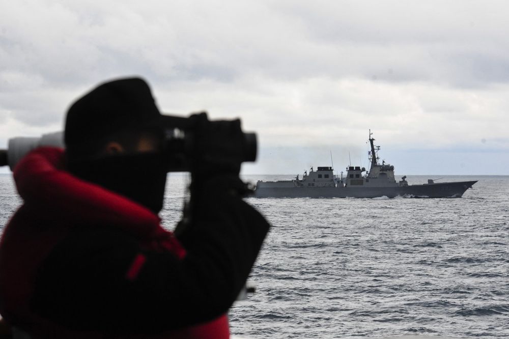 SEUL PUCAO U ZNAK UPOZORENJA: Brod Severne Koreje ušao u južnokorejske vode