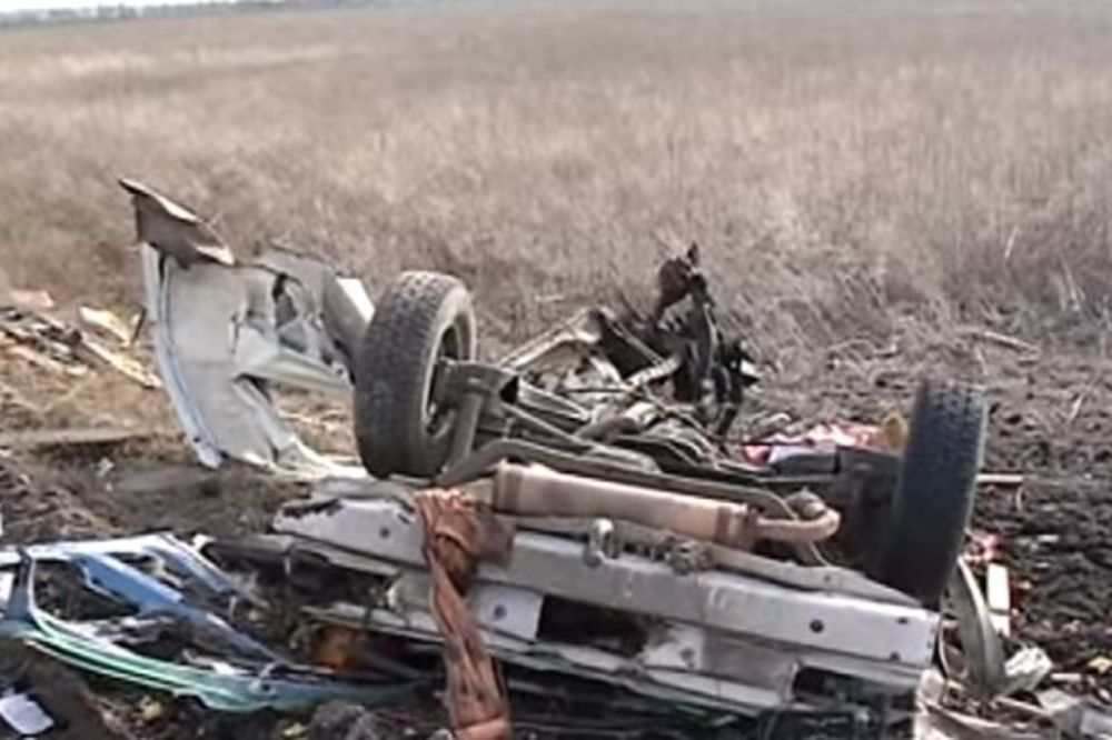(UZNEMIRUJUĆI VIDEO) NAGAZNA MINA RAZNELA AUTOBUS: Četvoro putnika poginulo