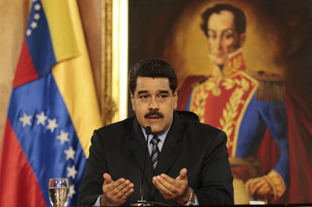HIT VIDEO Predsednik Venecuele dok je objašnjavao veće cene goriva: Živeo Mesi, živela Barselona