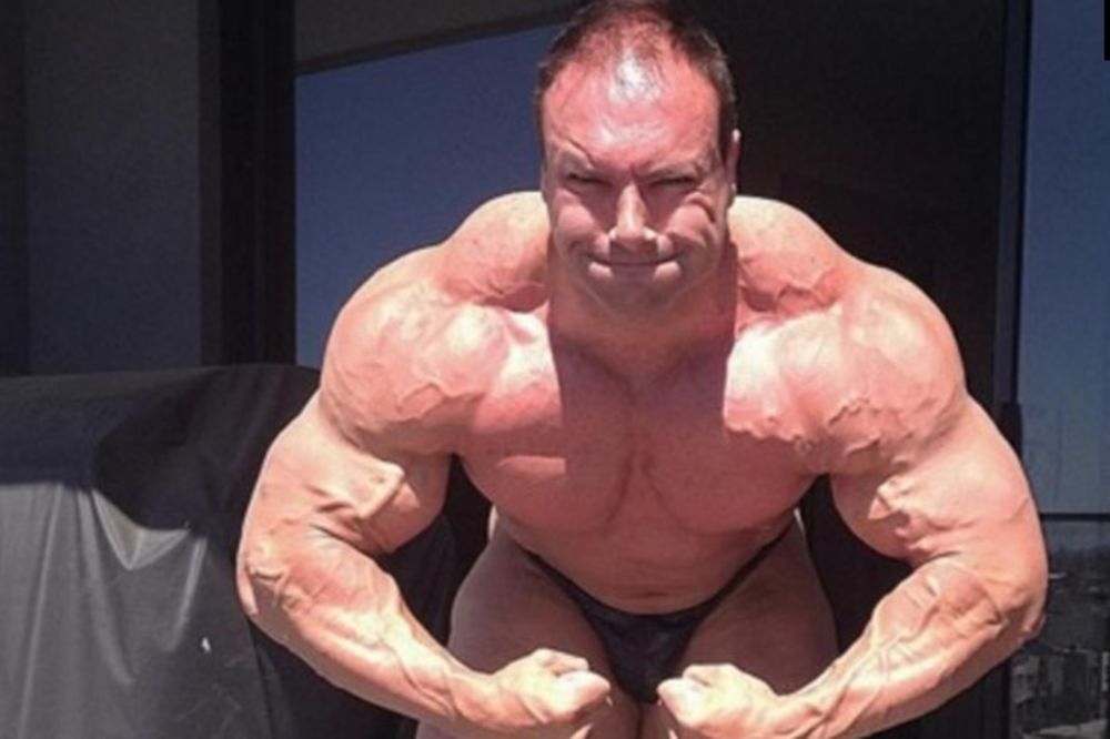 (VIDEO, FOTO) GROZI SE STEROIDA: Ovaj čovek jede 5 sati dnevno i ima 125 kilograma mišića