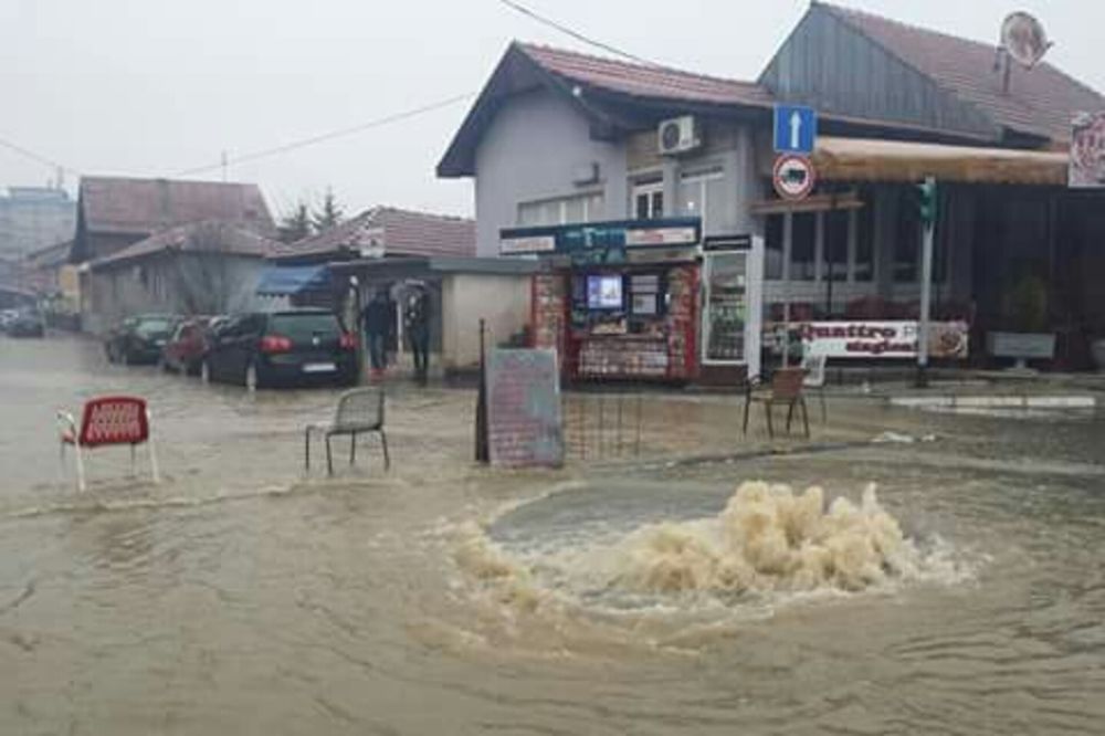 (FOTO) SRBIJI PRETI NOVA KATASTROFA: Uznemirujuće scene potopa od Pazara do Čačka!