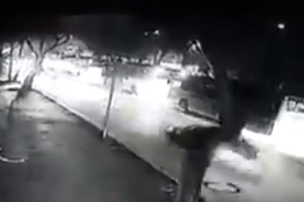 (UZNEMIRUJUĆE) POGLEDAJTE TRENUTAK EKSPLOZIJE U ANKARI: Auto bomba se zabio u autobus, 34 žrtve!