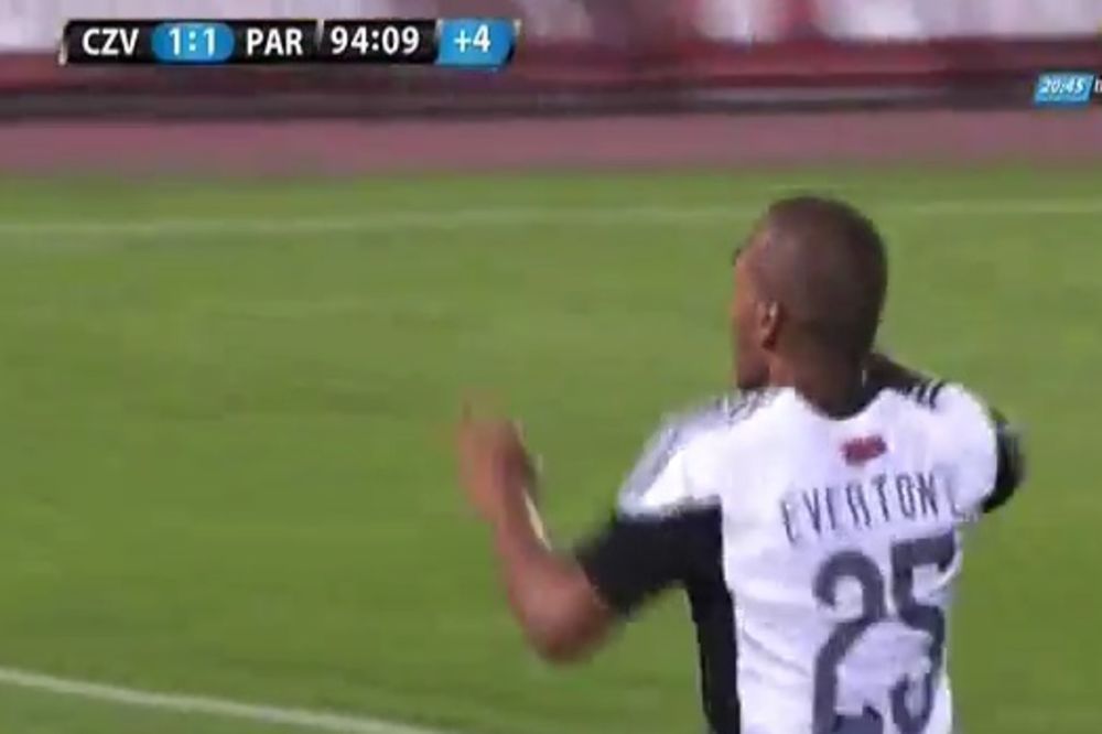 (VIDEO) Evo kako je Everton bombom doneo remi Partizanu, a onda provocirao navijače Zvezde