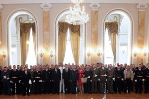 NOSITE IH ČASNO: Za Dan vojske odlikovano 108 pripadnika Ministarstva odbrane i Vojske Srbije