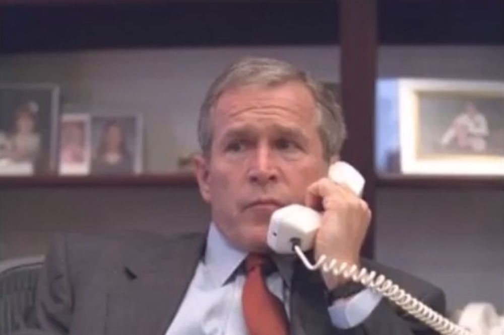 NIJE GLASAO, ALI JE ČESTITAO: Džordž Buš telefonirao Trampu i poželeo mu uspeh