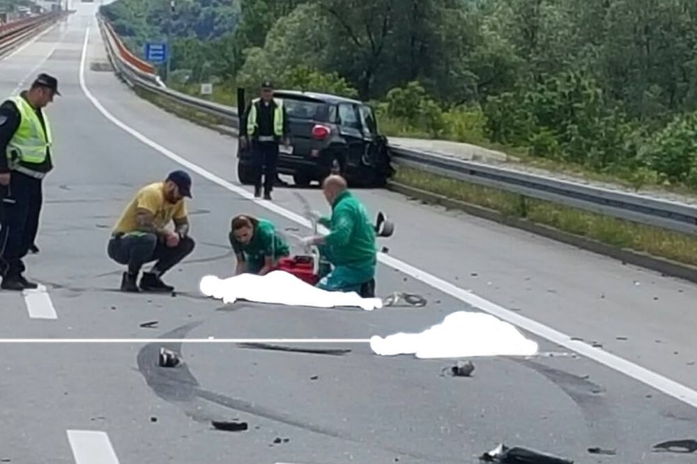 TEŠKA NESREĆA Jedna osoba poginula u udesu kod mosta kod Beške