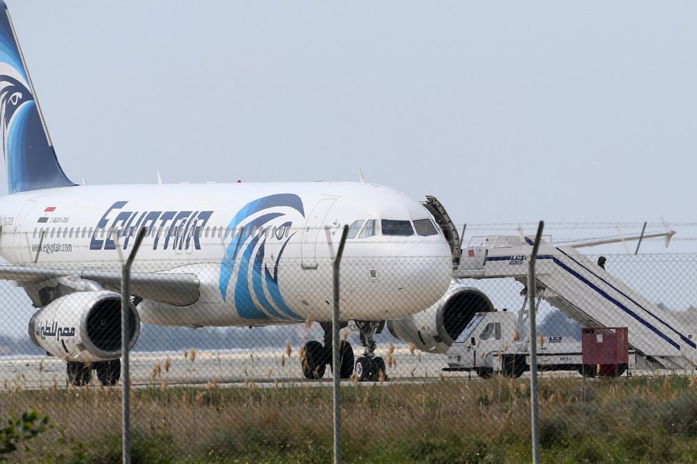 ŠTA JE SVE MOGLO DA POĐE PO ZLU: 5 razloga koji su mogli da budu uzrok nestanka egipatskog aviona!