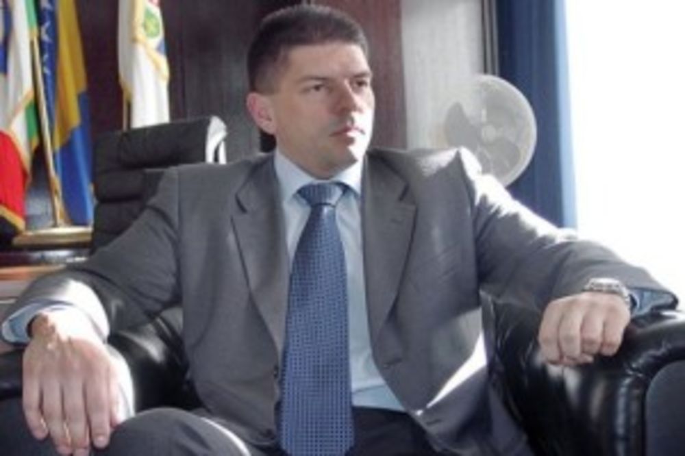 SKANDAL: Direktor obaveštajne službe BIH ima hrvatsko državljanstvo!