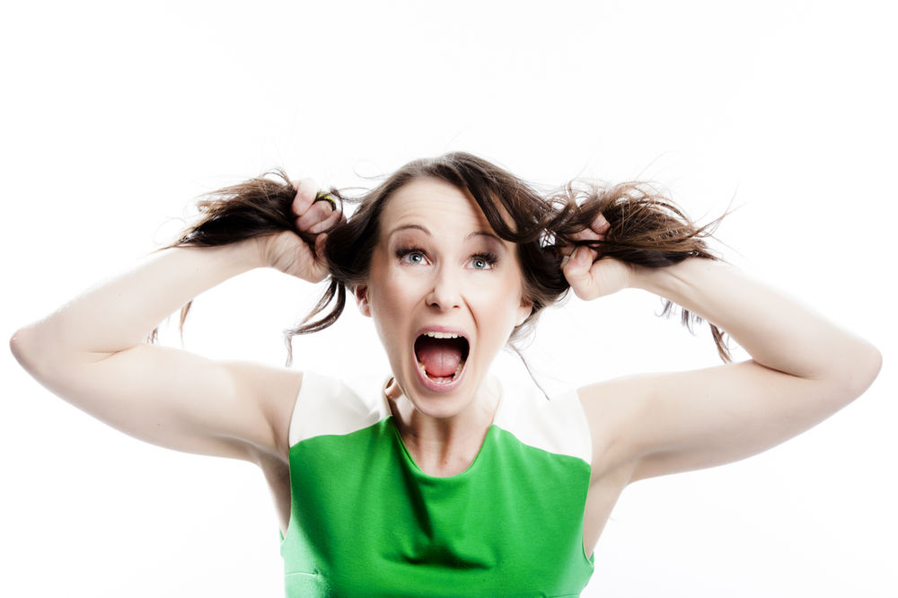 VREME JE ZA UZBUNU: Ove promene na kosi otkivaju da nešto nije u redu sa vašim ZDRAVLJEM