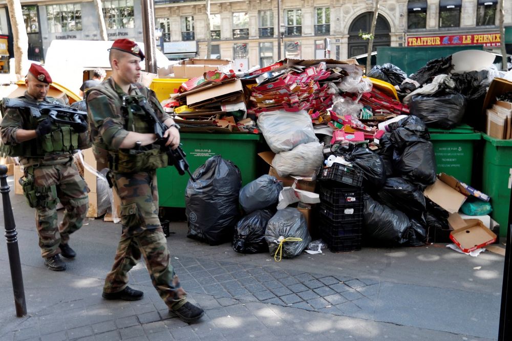 (VIDEO) OVAKO POČINJU EVRO 2016: 3.000 tona smeća smrdi po ulicama Pariza