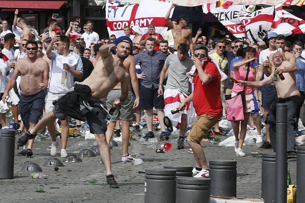 BLOG UŽIVO, VIDEO: Zbog talasa nasilja Francuska zabranila prodaju alkohola na EP