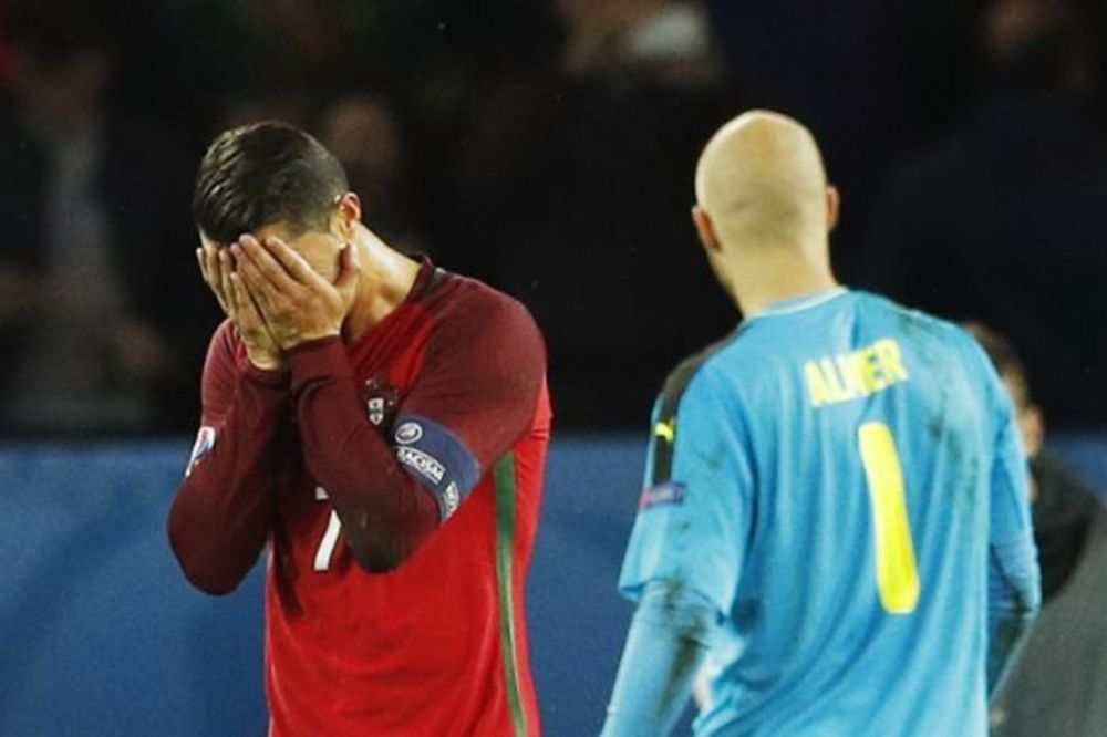 (VIDEO) KRISTIJANO TRAGIČAR: Ronaldo promašio penal, Portugalu bod i protiv Austrije