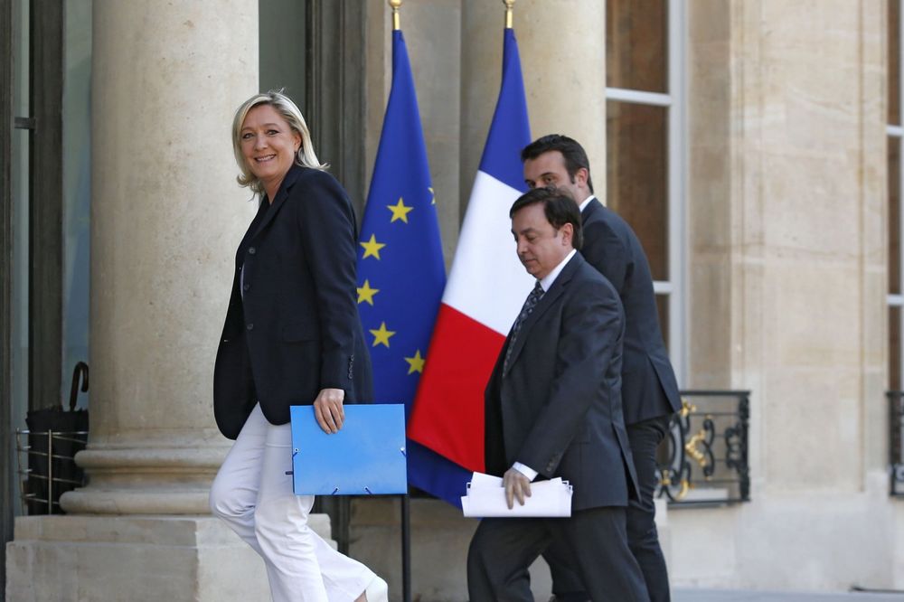 PARIZ BESAN ZBOG BREGZITA: Po svaku cenu sprečiti Mari Le Pen da pokrene Fregzit